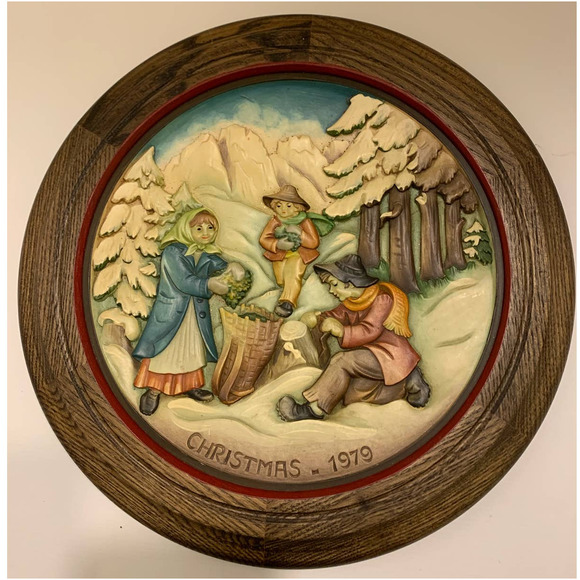 1979 Anri Woodcarving Christmas Framed Plate The Moss Gatherers of Villnoess - Picture 1 of 5